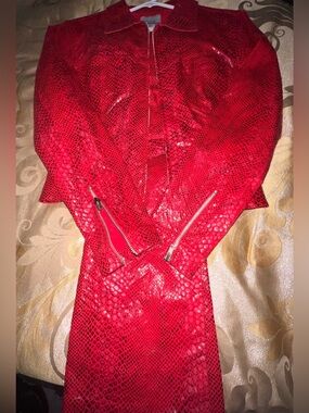 Vintage Biscote Paris Red Faux Snakeskin Pantsuit Set Size 2